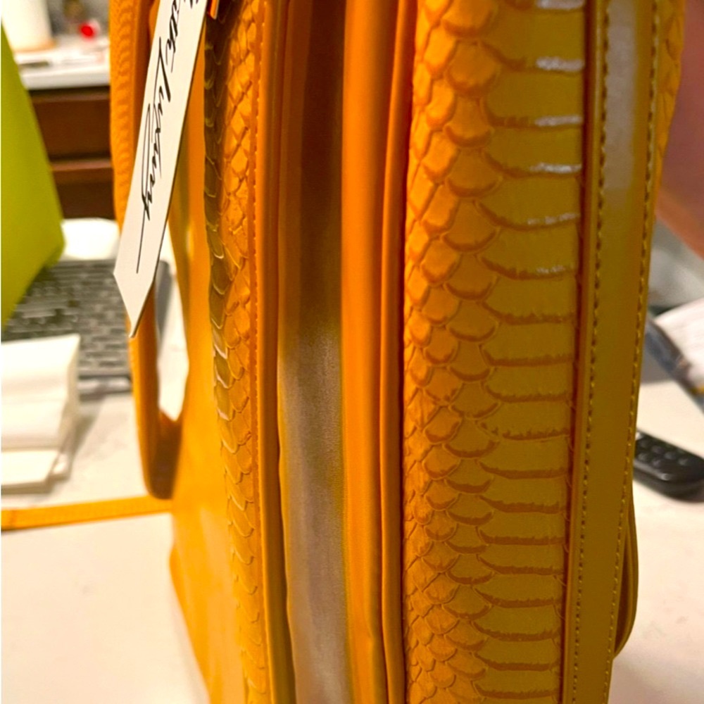 Apollo 1 backpack in Mustard